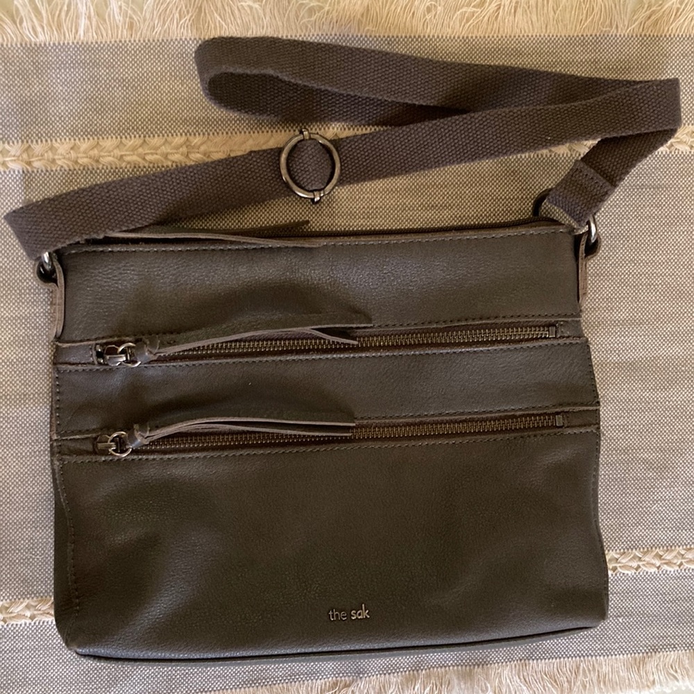 The Sak Reseda Leather crossbody in grey